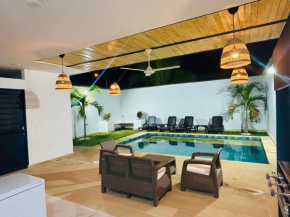 Hermosa Casa de Verano piscina privada 12 personas Ricaurte